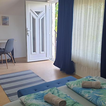 Sophie Apartment With Balcony Balatonberény Екстериор снимка